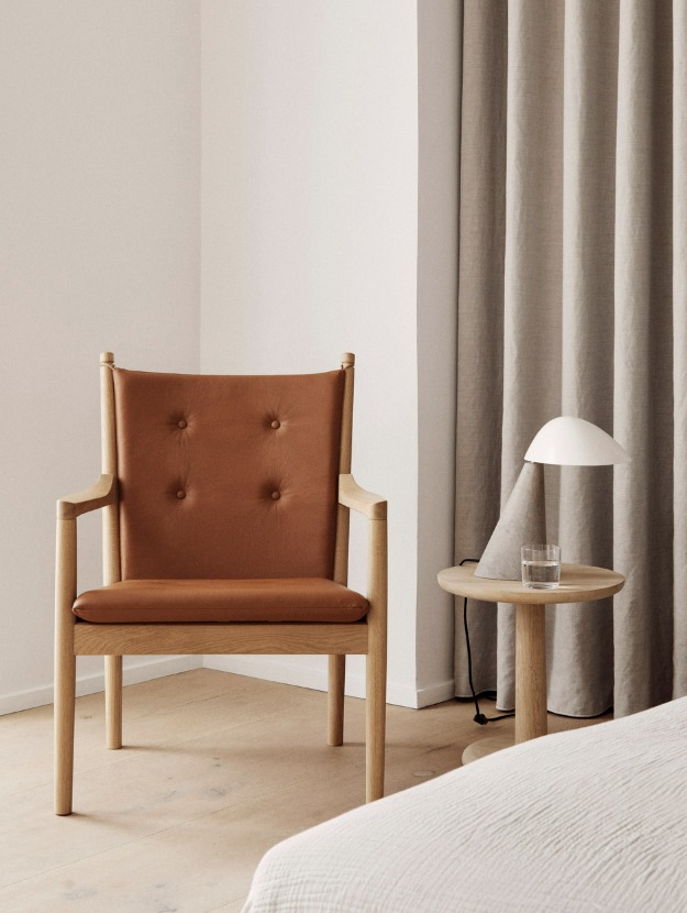 Wegner 1788 Lounge