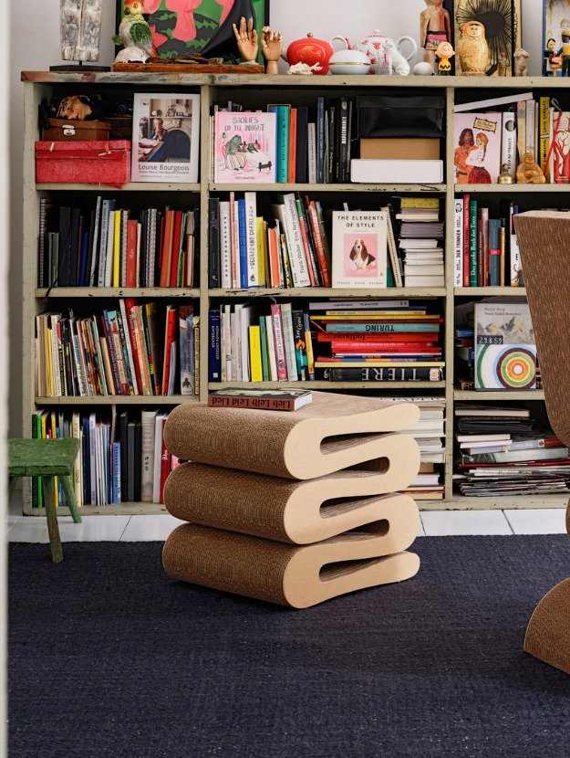 Wiggle Stool , 1972
